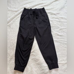 Eddie Bauer Black Women's Nylon Jogger Pants